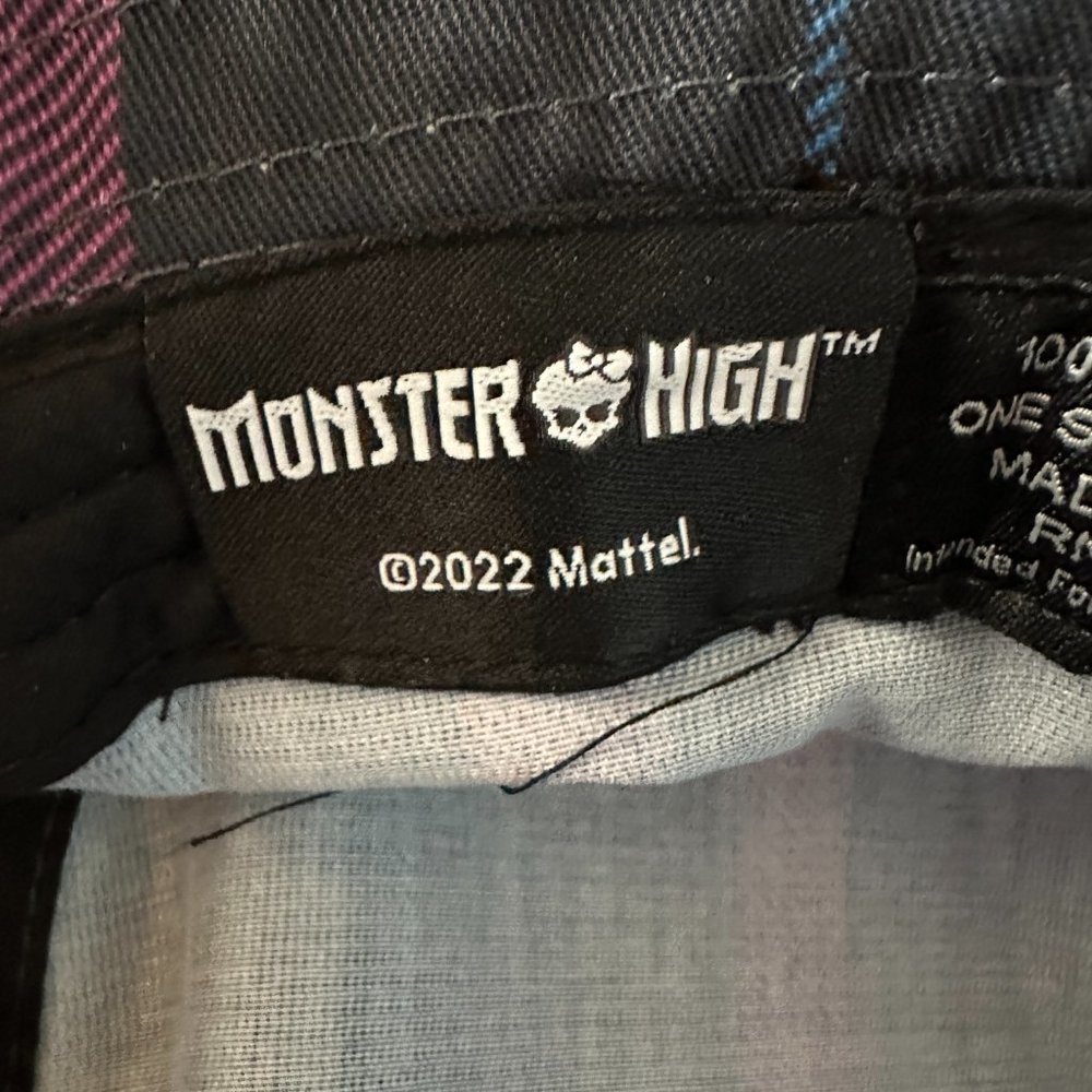 Monster High Plaid Skullette Bucket Hat - Picture 10 of 11